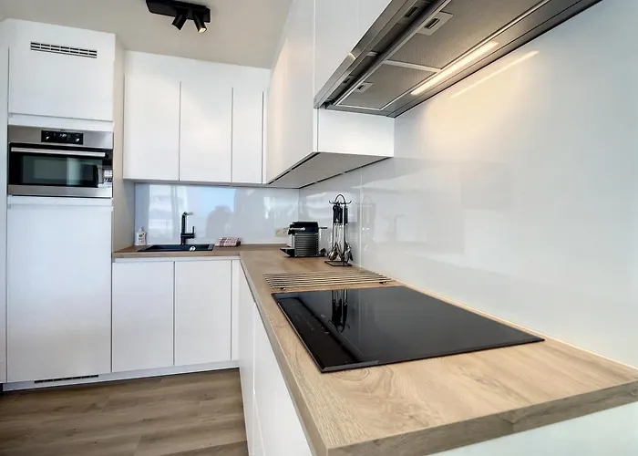 Appartement Royal Ascot R7 Met Terras En Zeezicht Op Toplocatie Oostende